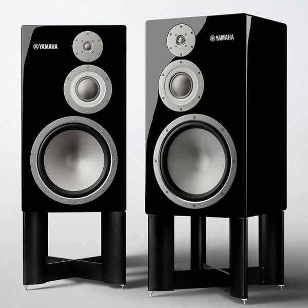 YAMAHA NS-5000 + Stands +PROMO 40 JAAR HIFIHUIS+ Cashback actie 2000,00