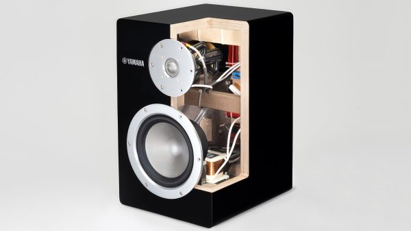 YAMAHA NS-3000 + stands - Afbeelding 4